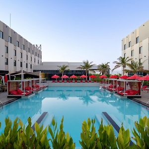 Maani Muscat Hotel & Suites